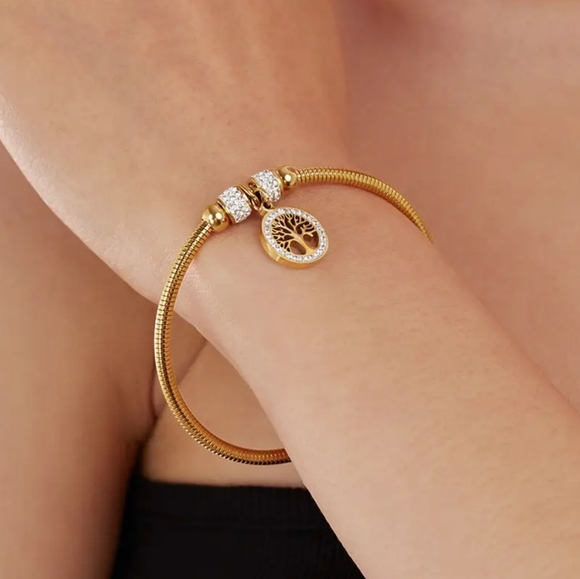 ๐๏ธ18K Gold Plated Stainless Steel Bangle with Tree of Life Charm FREE Earrings - Picture 3 of 13